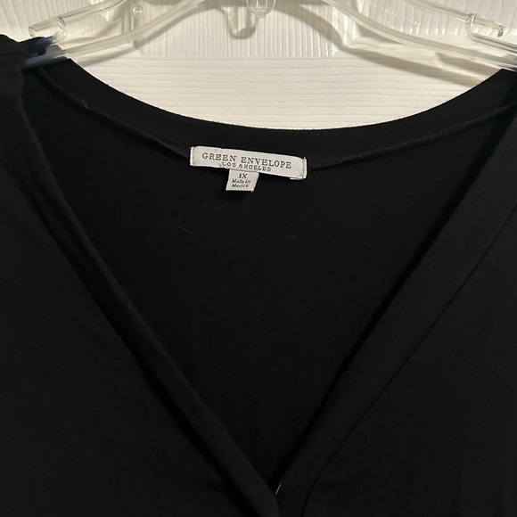 Green Envelope Blouse Women 1X V Neck Tie Front Button Up Top Black 3/4 sleeve - Picture 4 of 4